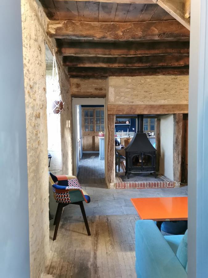Maison typique périgourdine avec piscine Paulin Exterior foto